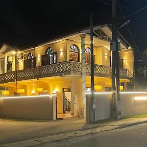 ** Hotel Rivinson Sri Lanka