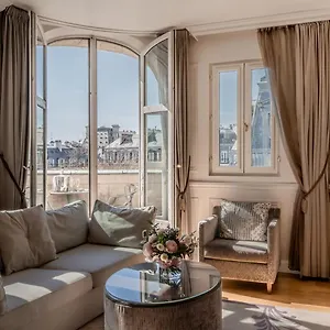 ***** Hotel La Clef Louvre By The Crest Collection France